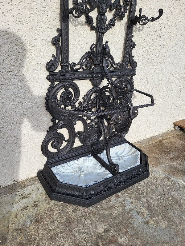 Cast iron coat rack n26 corneau Alfred in Charleville