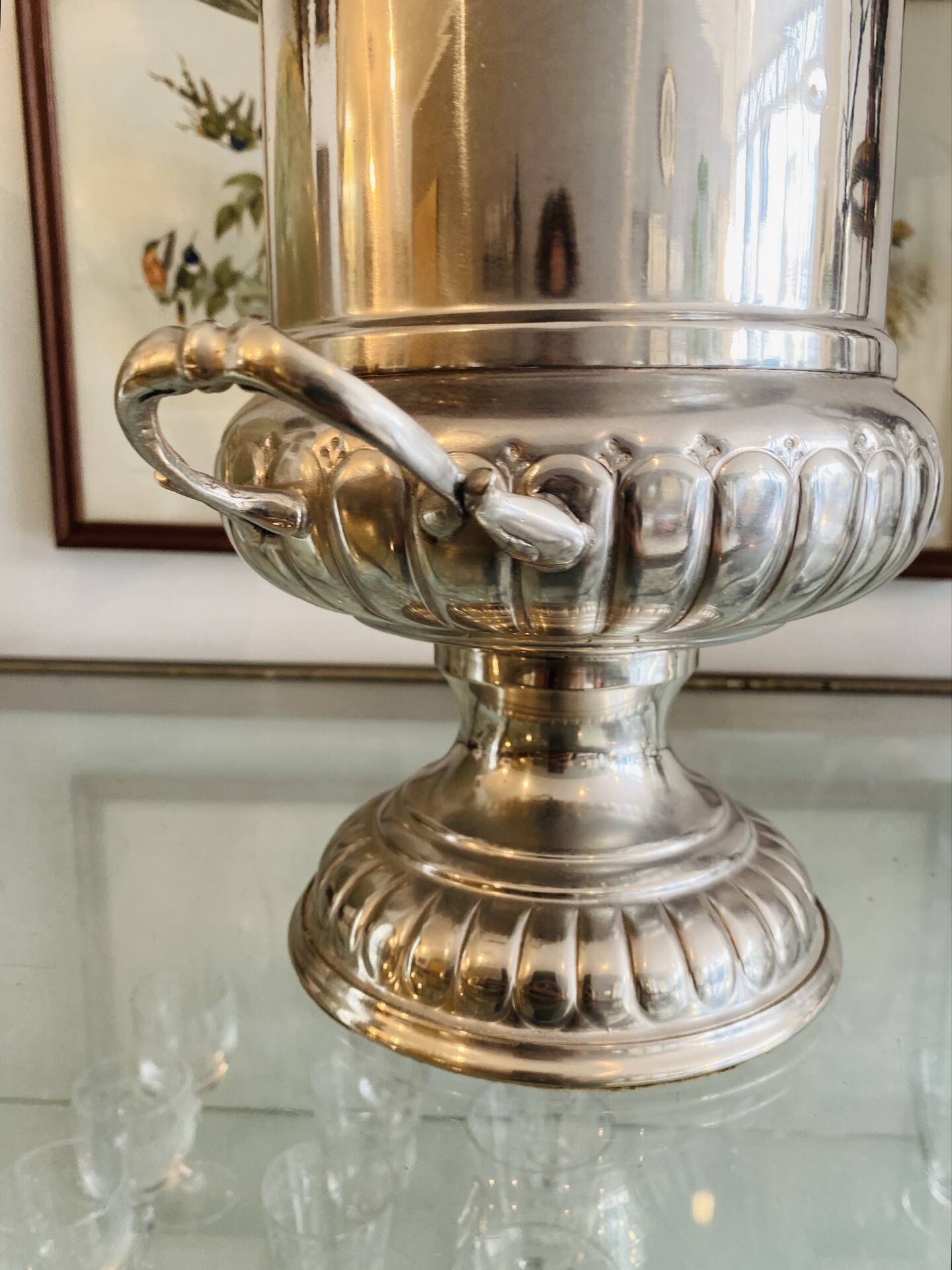 Silver-plated metal champagne bucket ice bucket