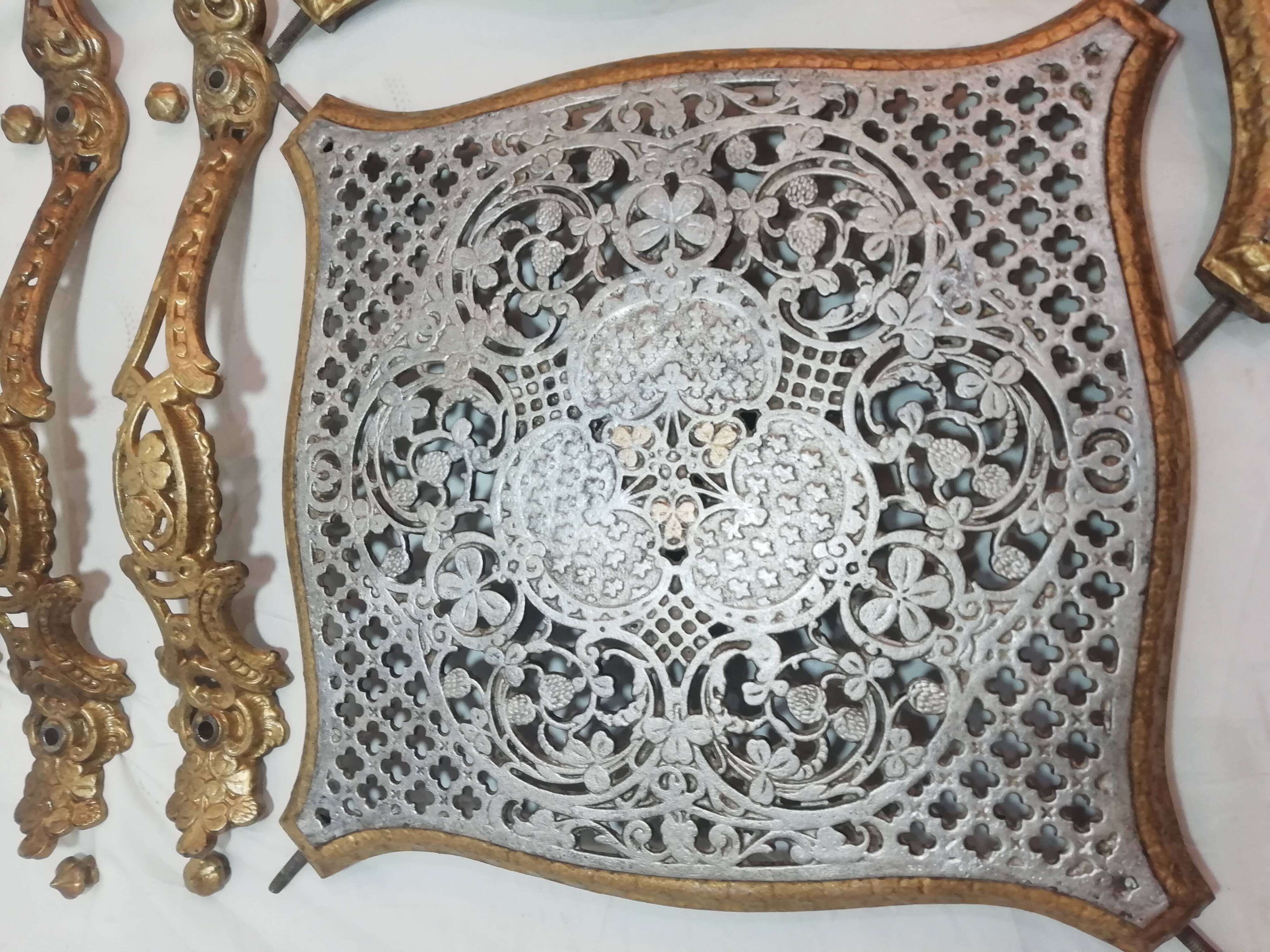 Cast-iron and detachable side table