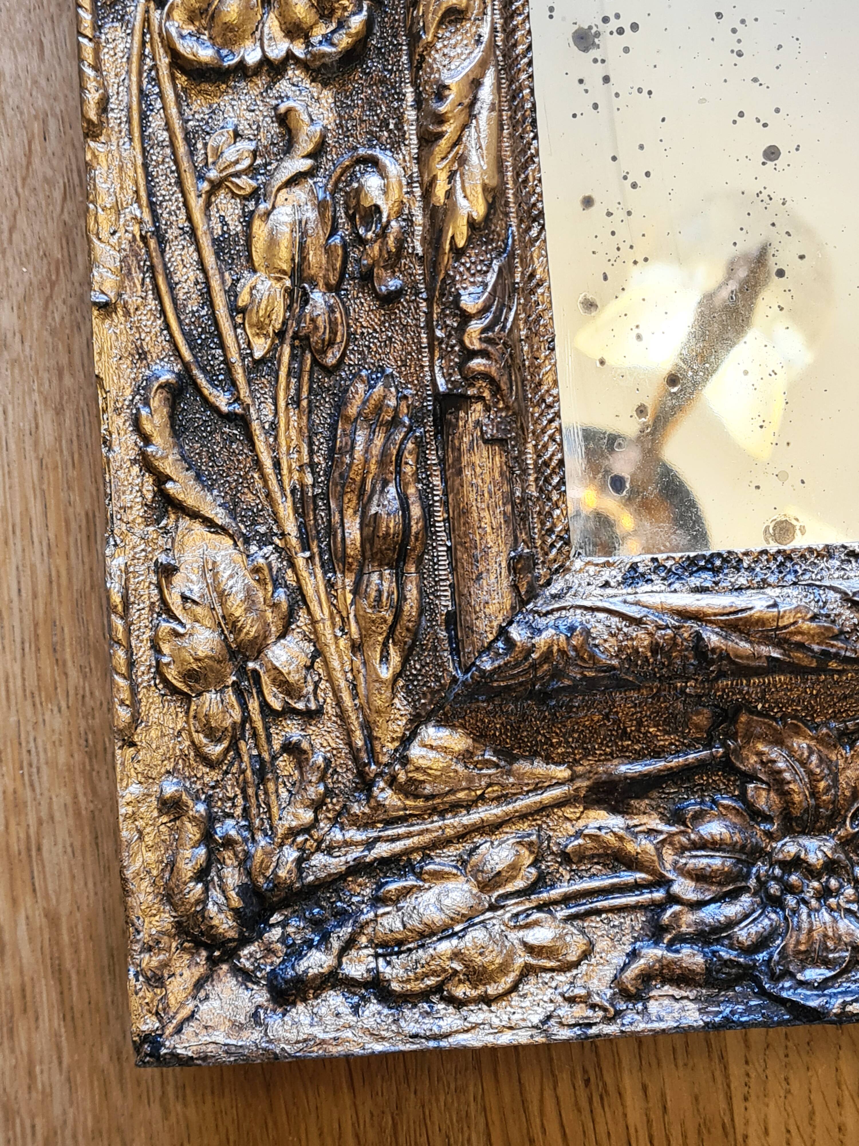 Miroir “Clotilde” – décor floral doré