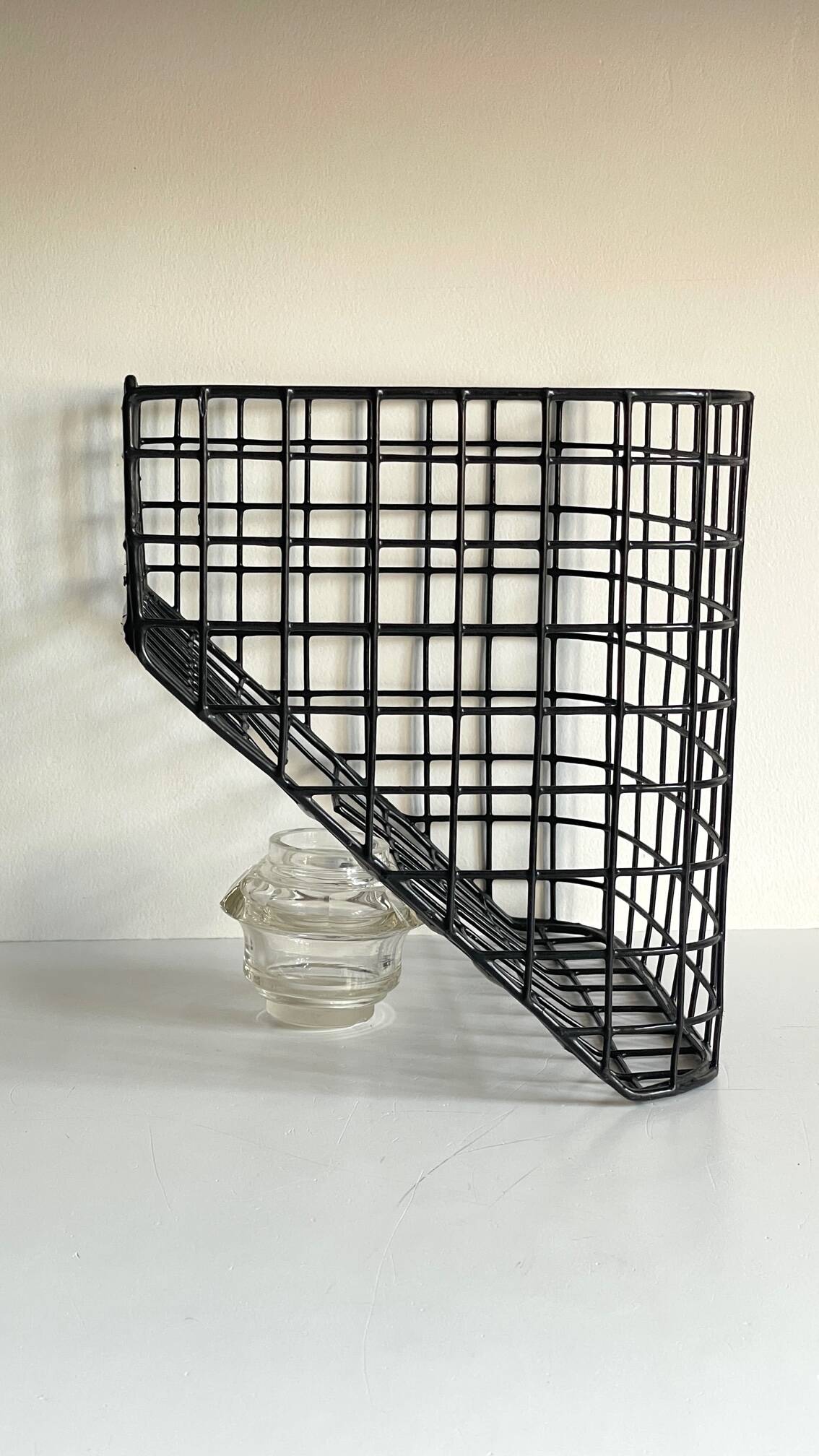 Vintage storage steel wire wall basket