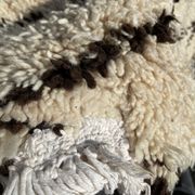 Moroccan berber carpet beni ouarain wool 90x195 cm