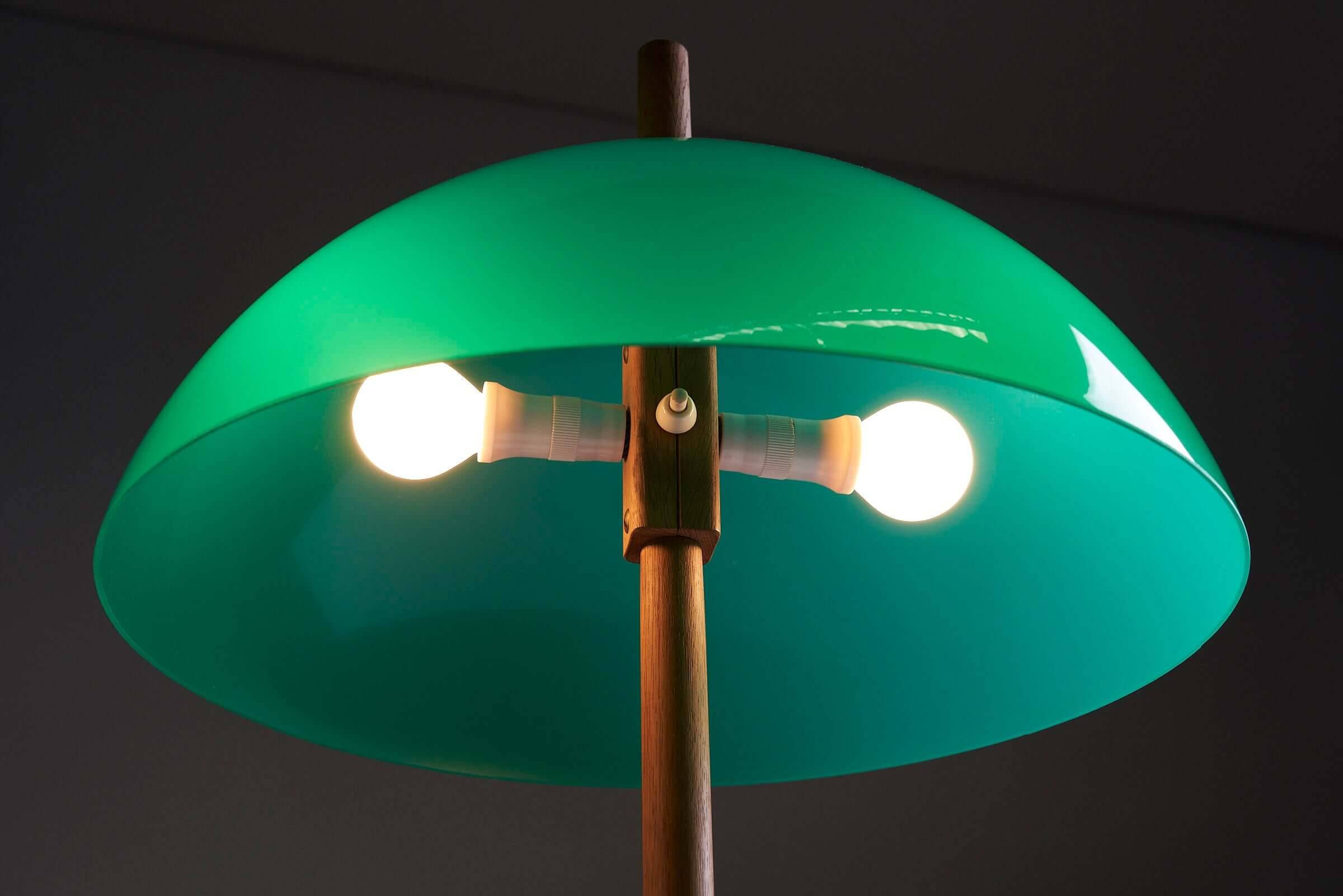 Oak Table Lamp model no. 1103 by Luxus