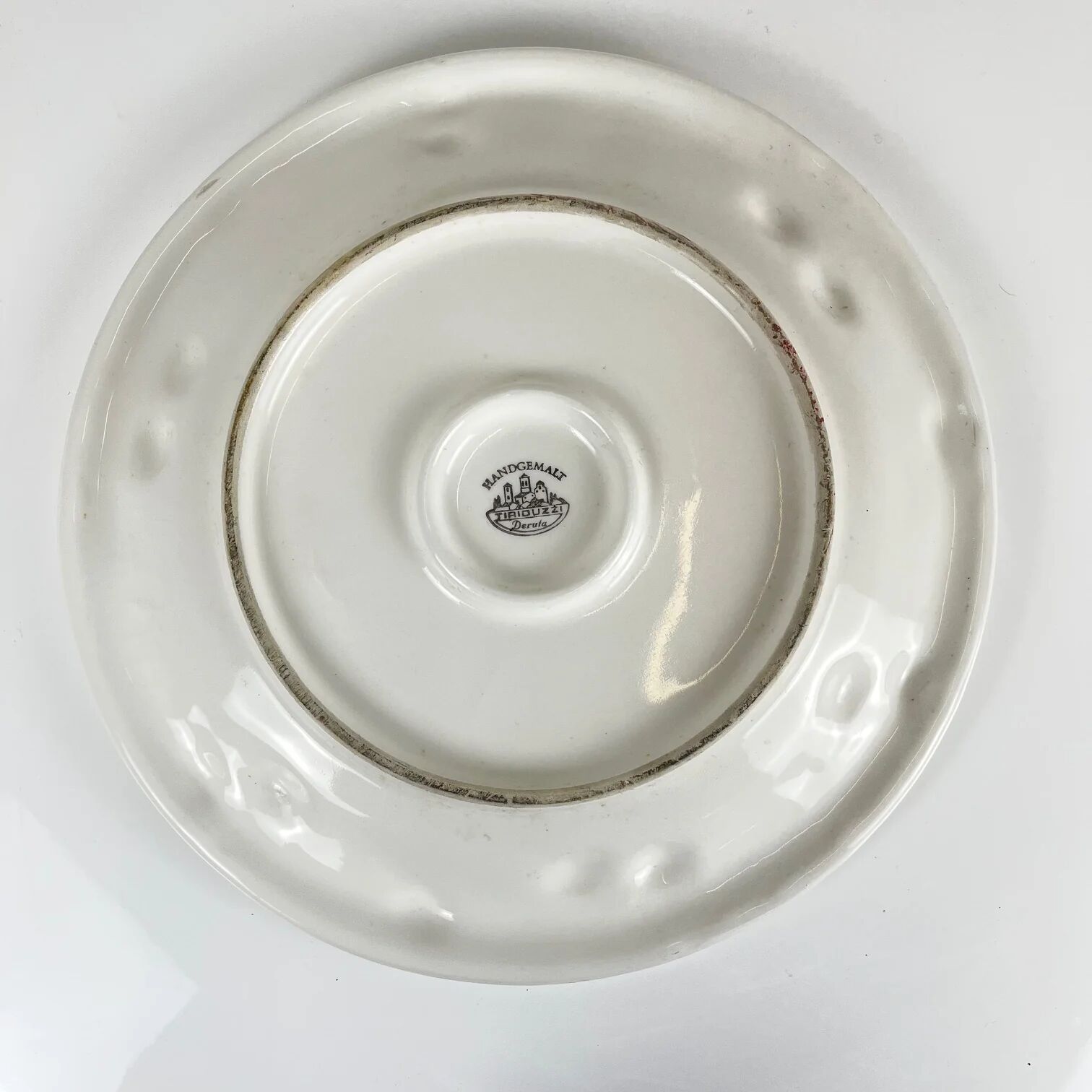 Round earthenware dish "olive", Deruta, Tiriduzzi, Italy