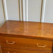 Vintage wooden chest of drawers with tapered legs - 1950s/60s