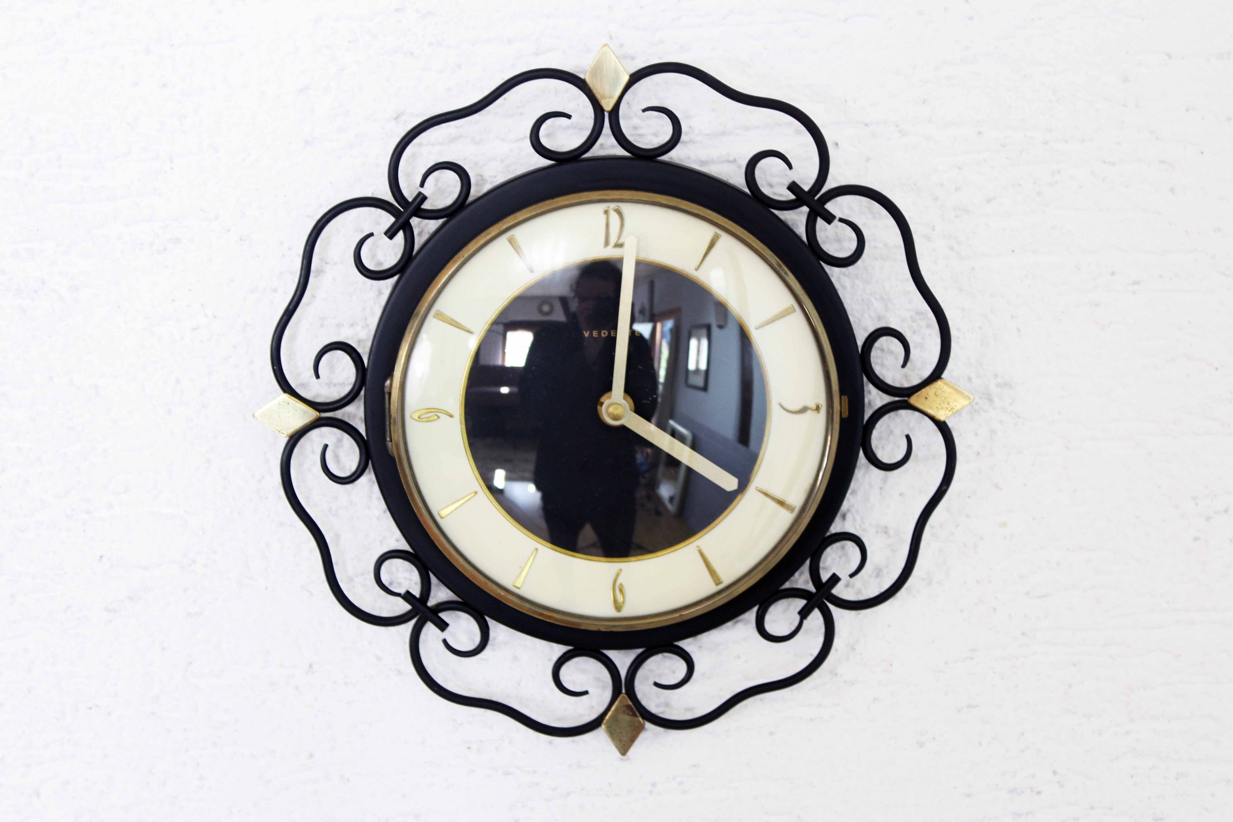 Wall clock Star