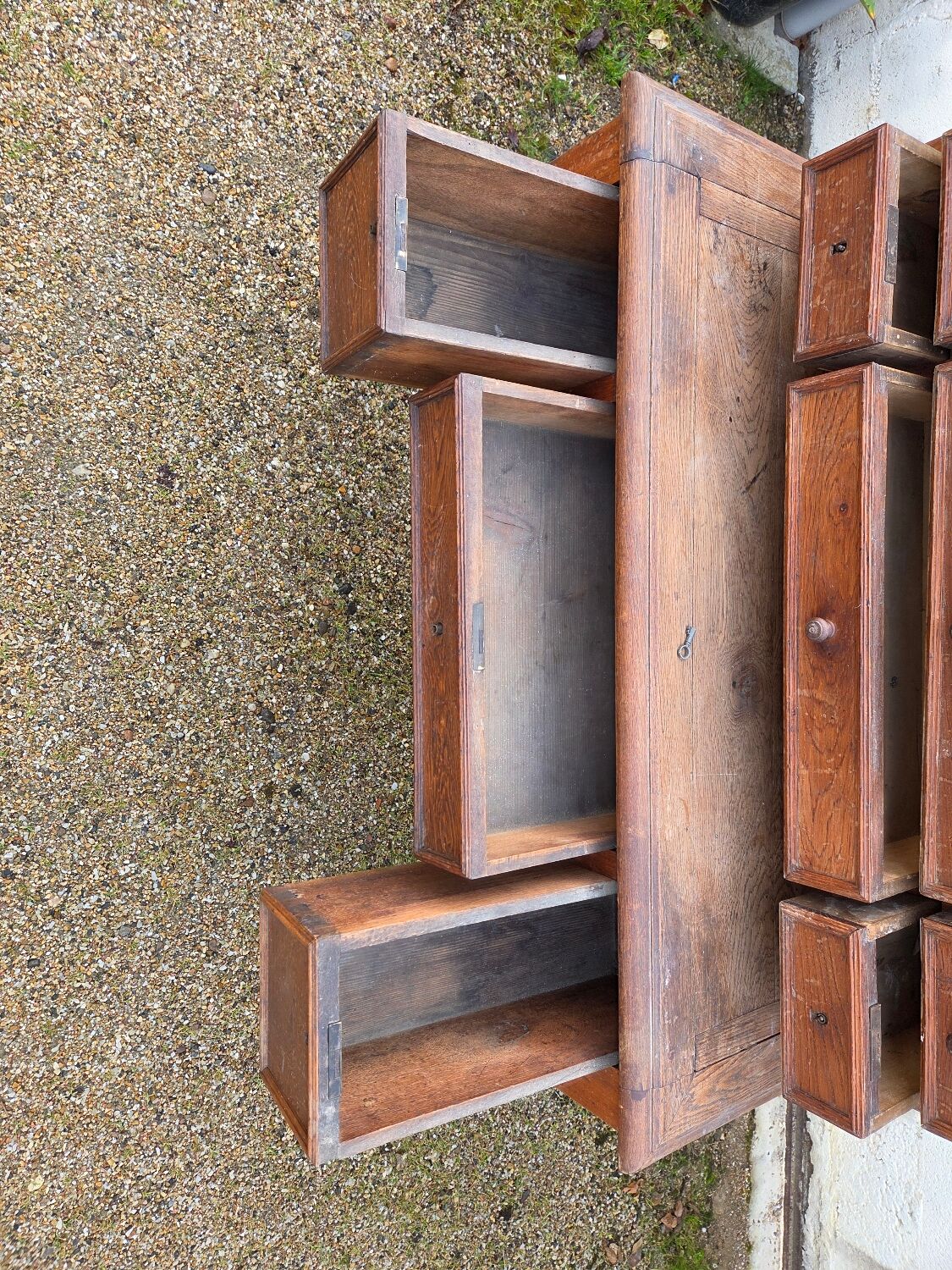 Solid oak desk with drawers