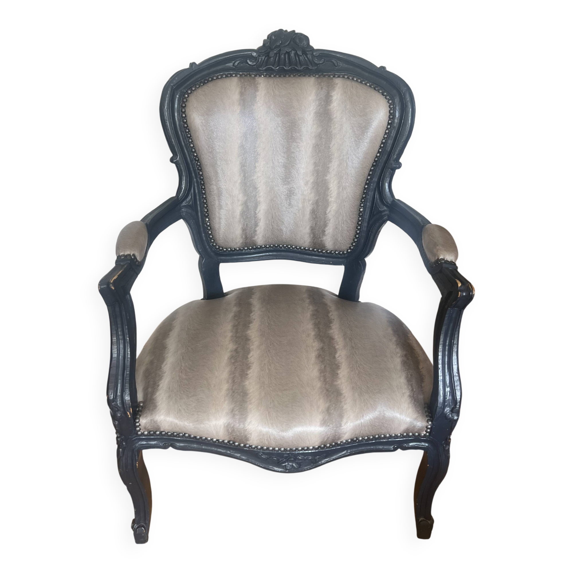 Paire de fauteuils cabriolet Louis XV laqués bleu nuit