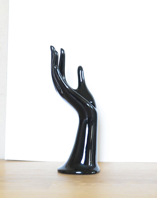 Hand ring vase black soliflore