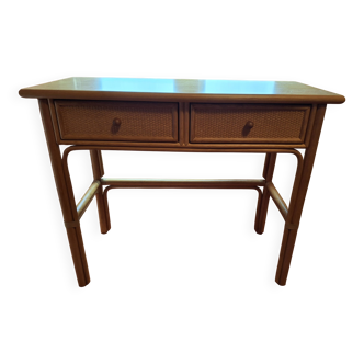 dresser with 2 drawers