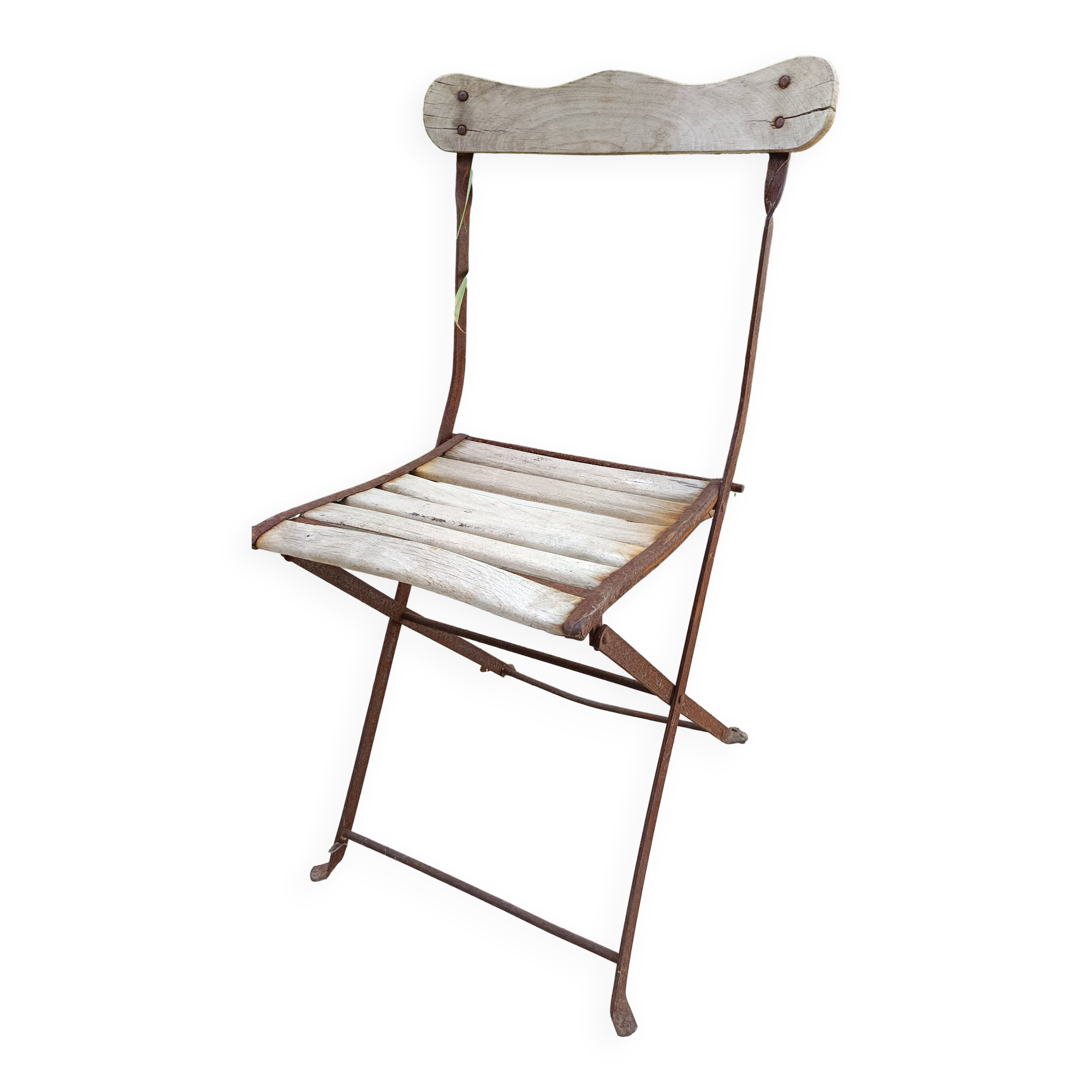 Folding wooden slatted garden chair