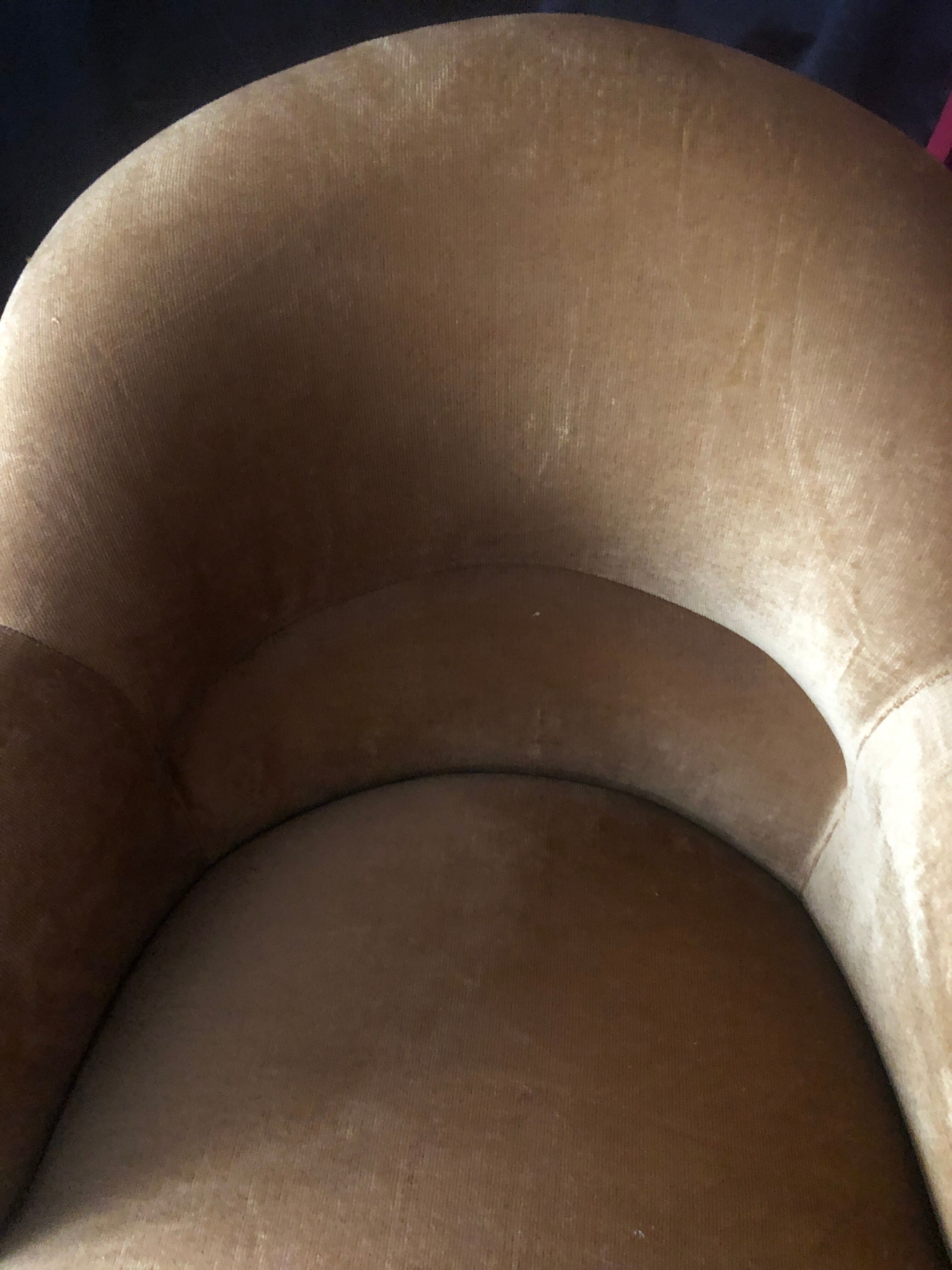 Velvet toad armchair