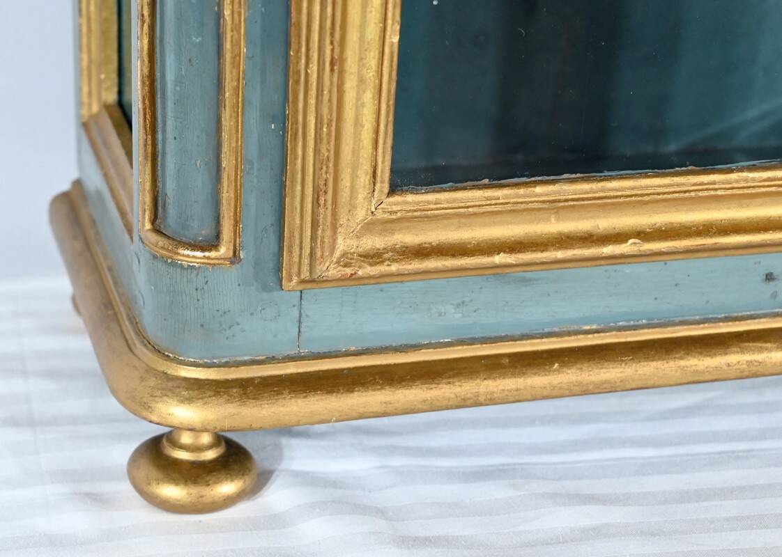 Small Showcase in Painted and Gilded Wood, Louis XV Style – Early 19th Century
