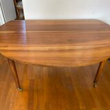 Shuttered table in blond walnut, spindle legs, for 6 people