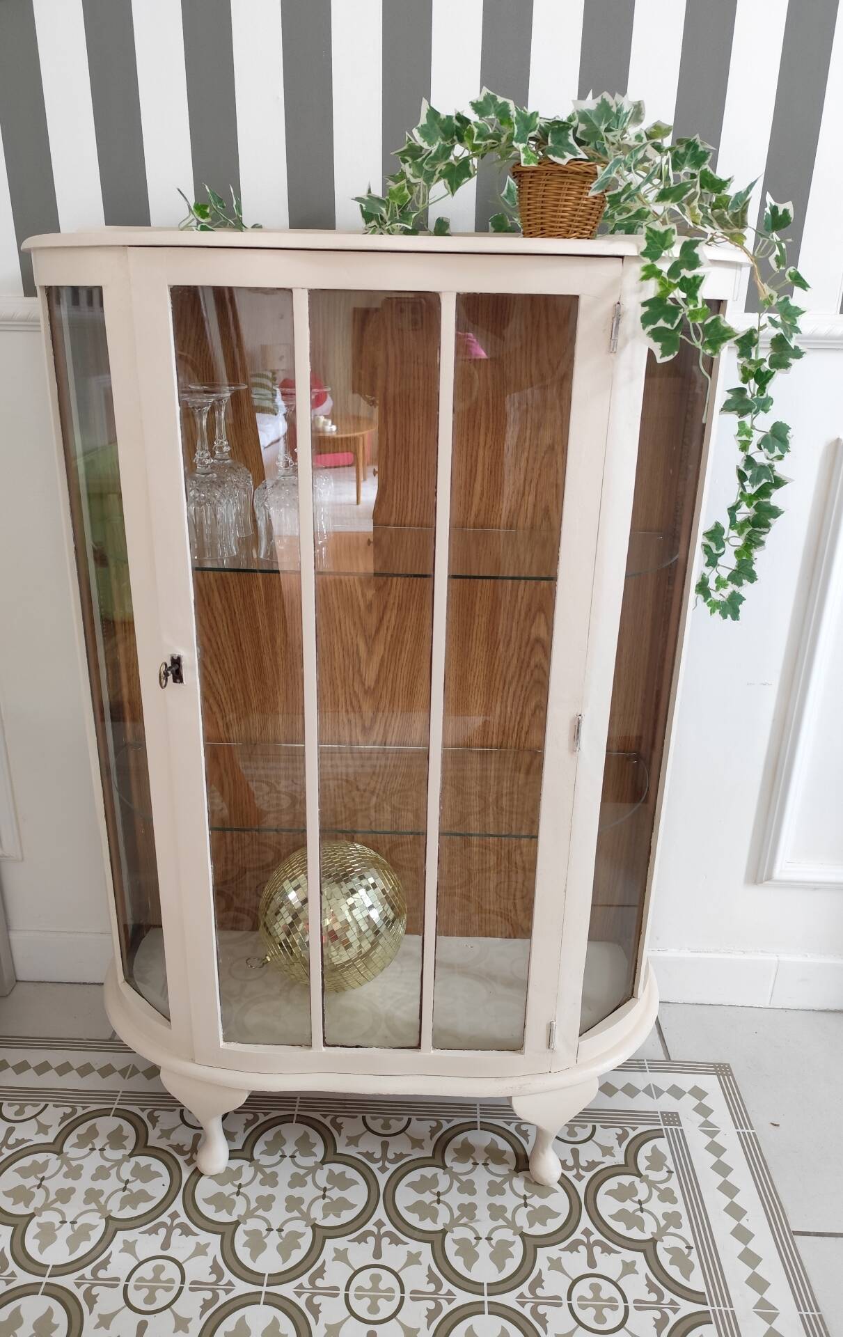 vitrine vintage