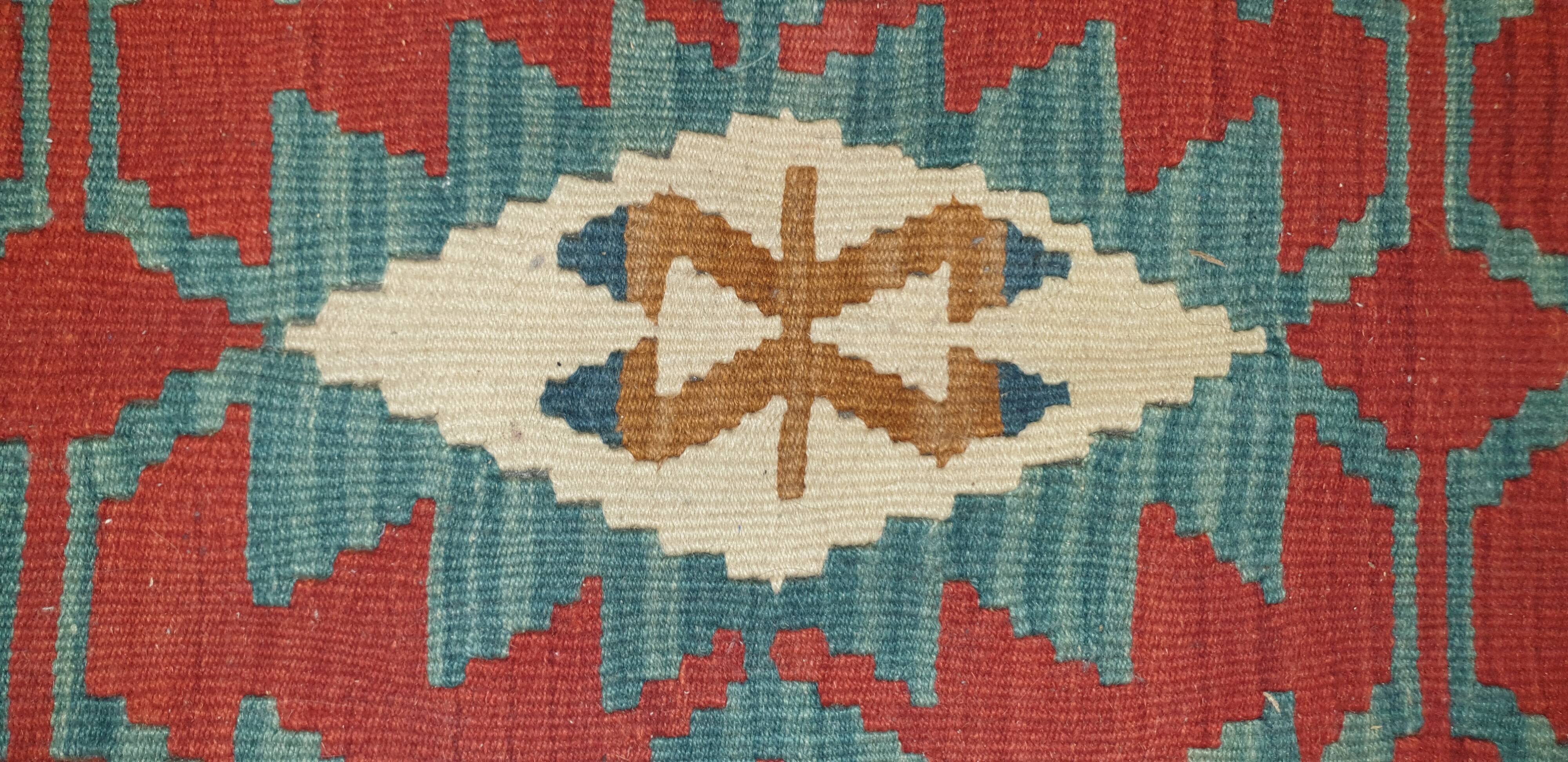 Handmade berbere carpet in wool