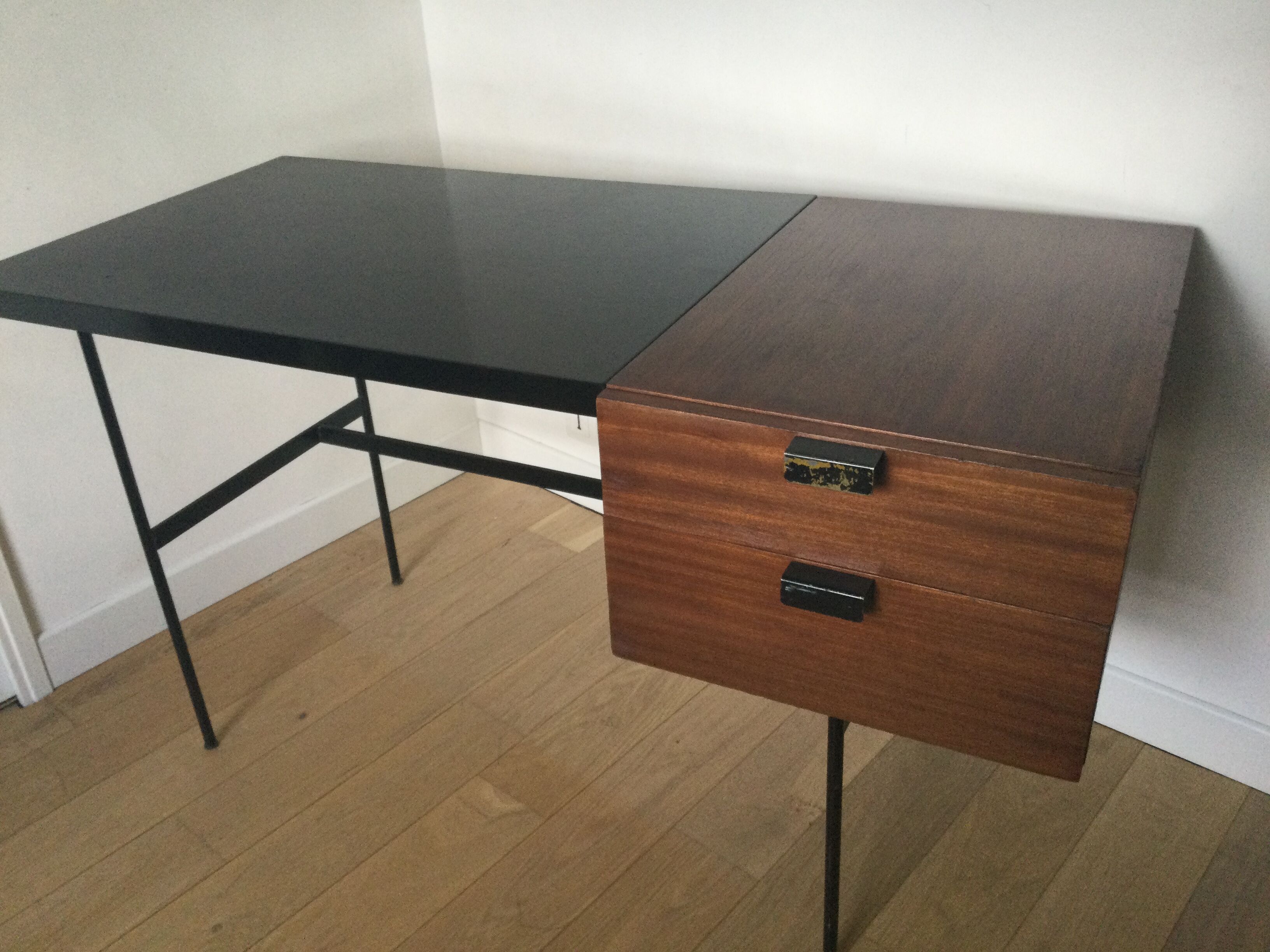 Bureau Pierre Paulin CM141