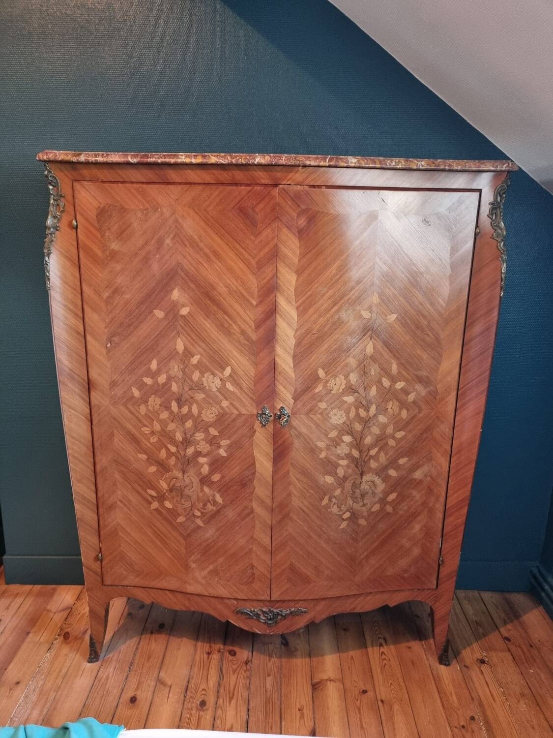 Commode ancienne en bois de rose