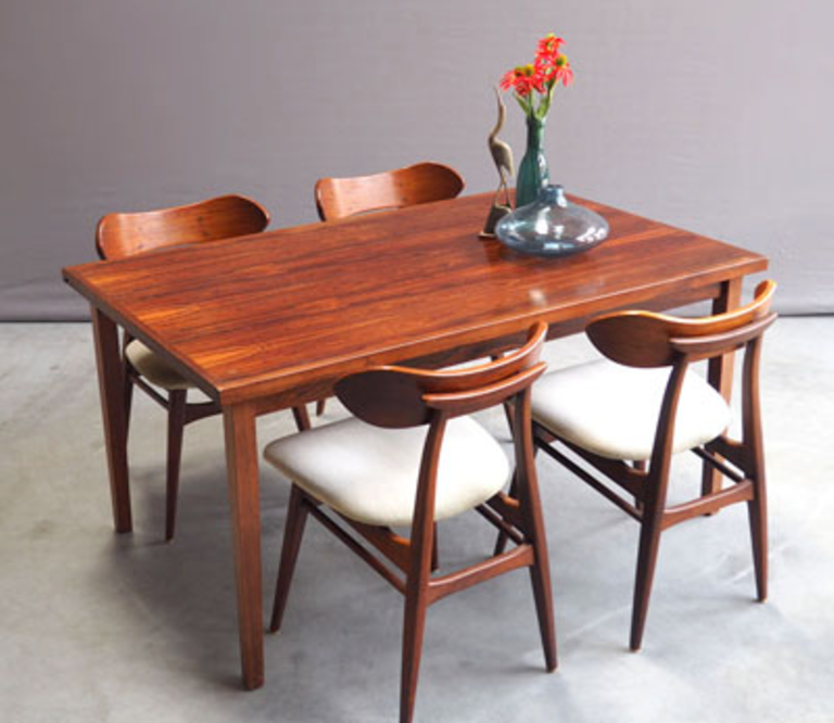 Table en palissandre années 60