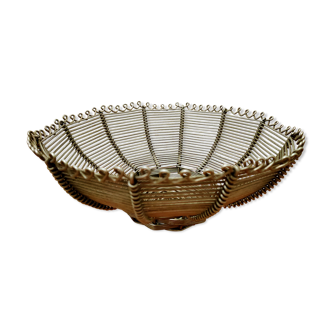 Fruit or walnut basket, made of metal