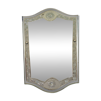 Grand miroir vintage de style vénitien gravé, 81 x 53 cm, 1950