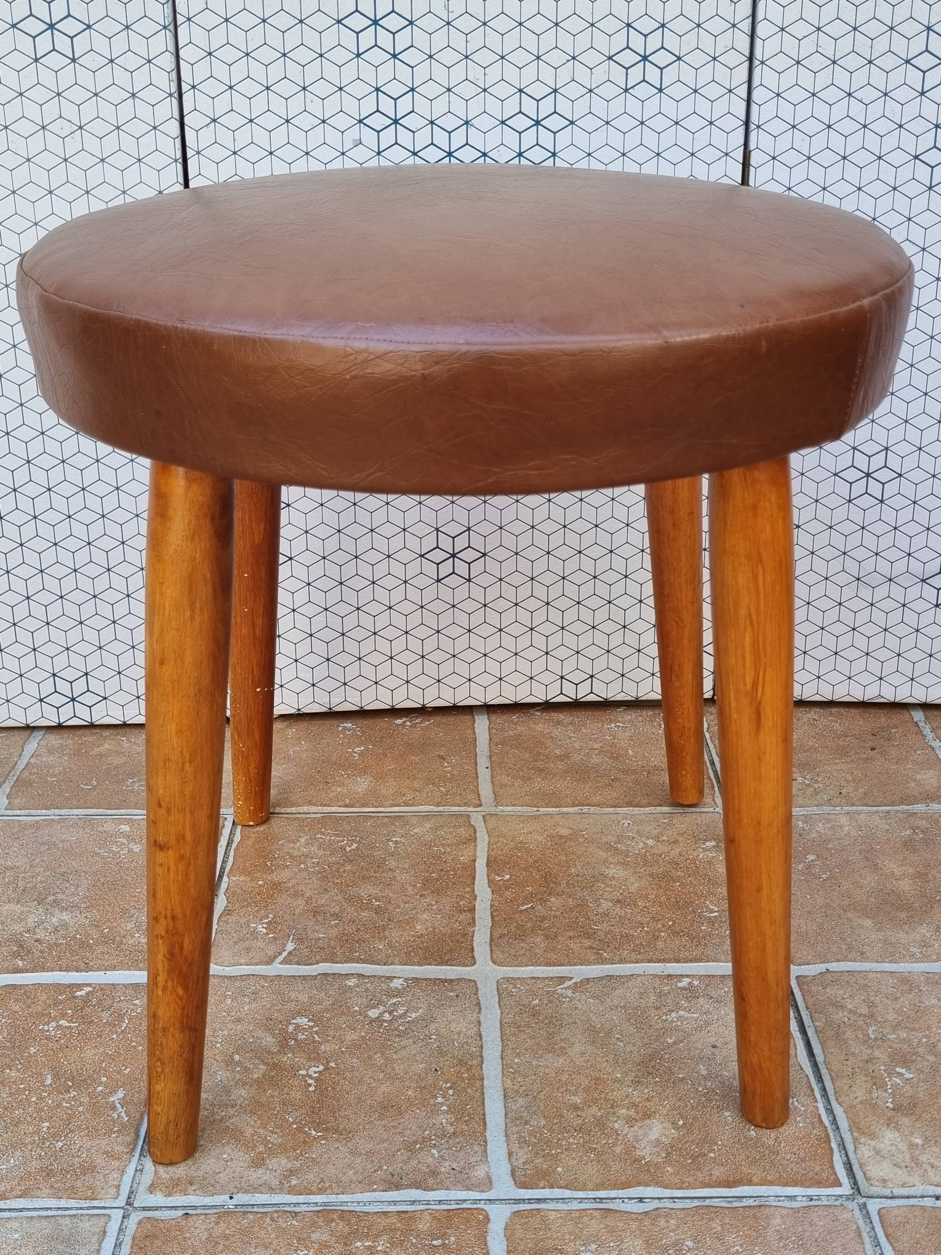 Vintage intra hamburg stool in skai, spring seat, 43 cm, 1950s
