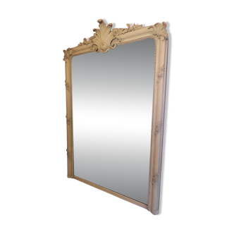 Large Louis XV mirror from the late 19th century, with floral motifs.