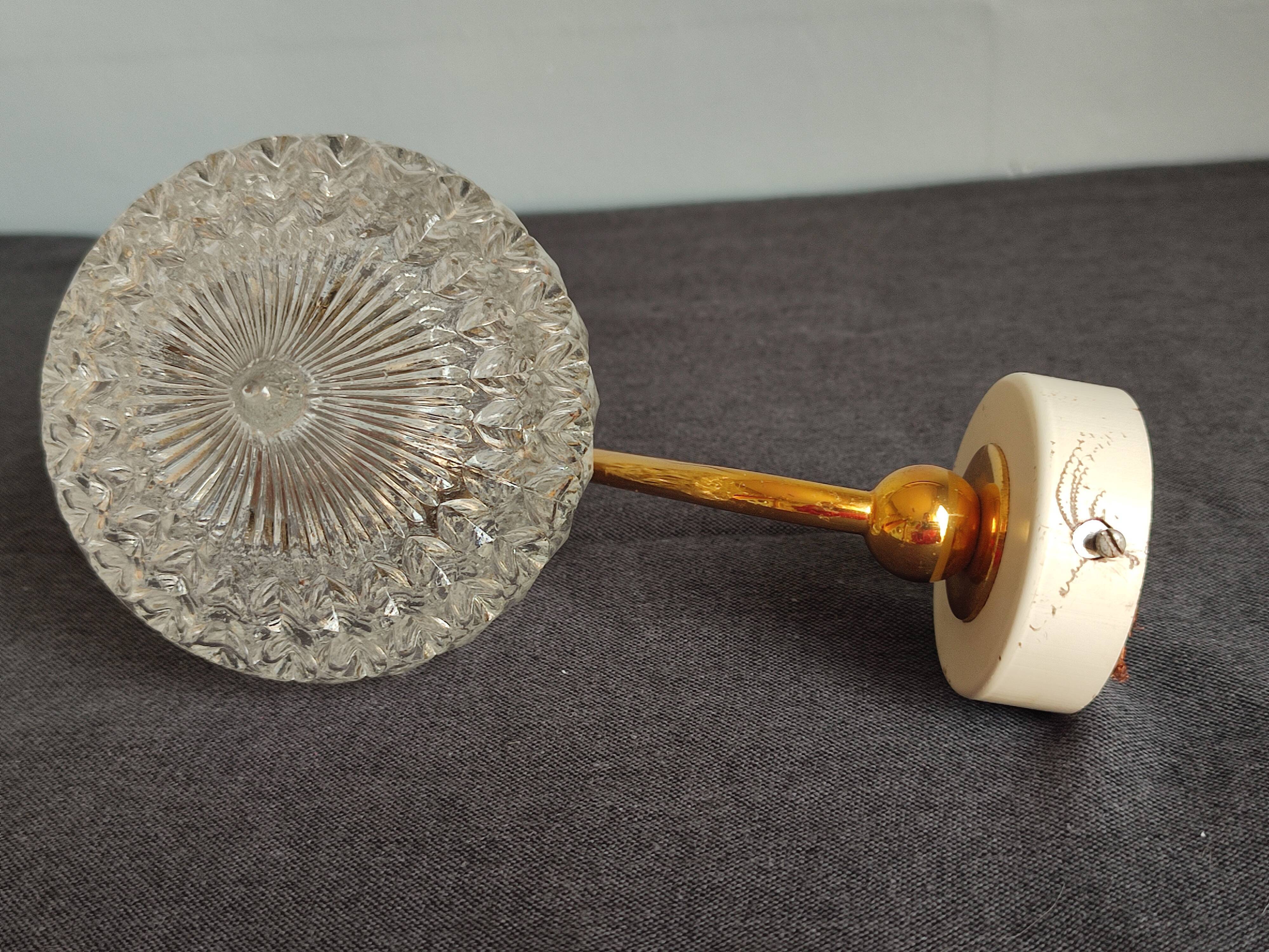 Small wall lamp in brass and vintage glass
