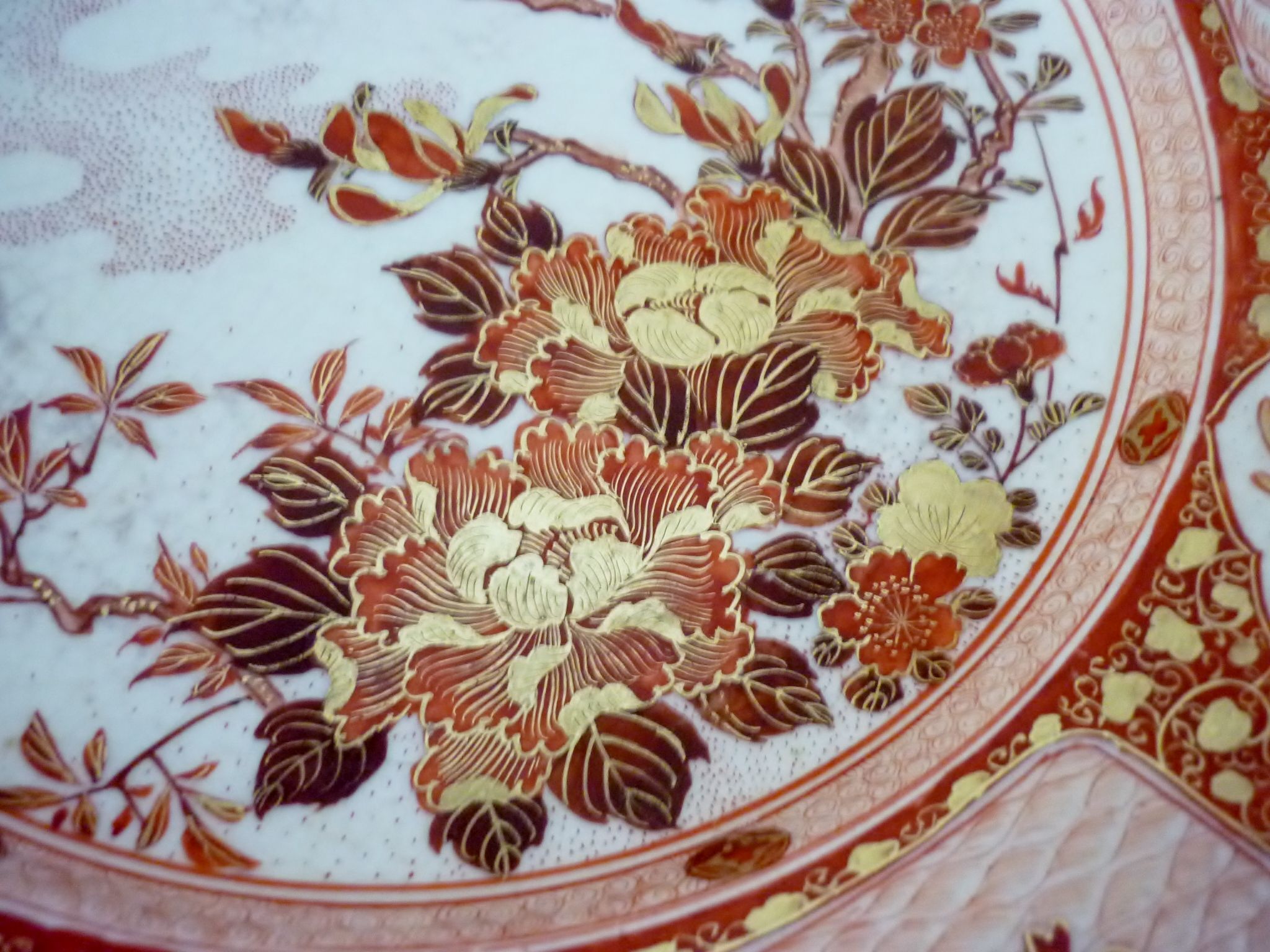 Old nineteenth century plate, Japan Kutani, signed, red and gold