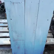 Workshop furniture with double-sided lockers