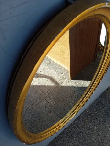 Gilded wood mirror period 1960 oval