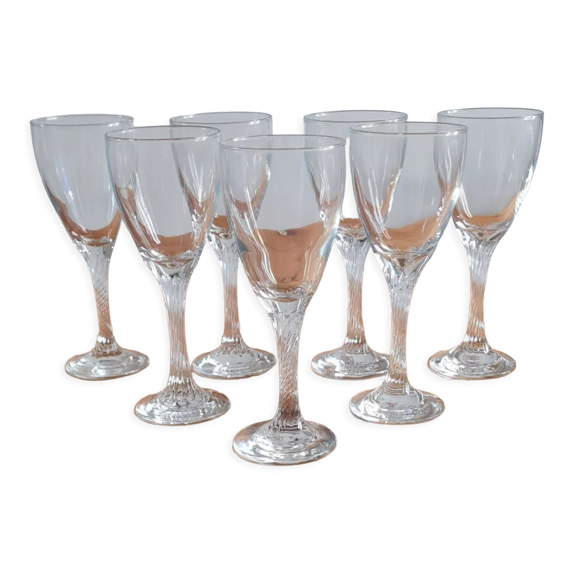 Service de 7 verres à vin