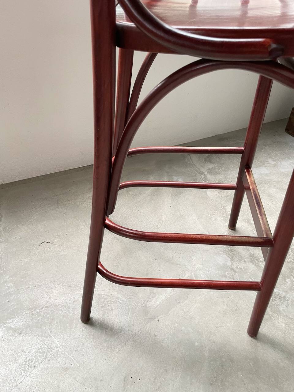 Set of 8 high bistro stools