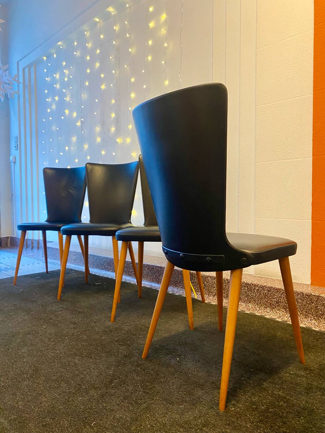 Set of 6 Essor chairs by Baumann 1960