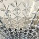 Grand Vase Tulipier en cristal de Bohème taillé. Motifs étoilés/losanges. Haut 26 cm