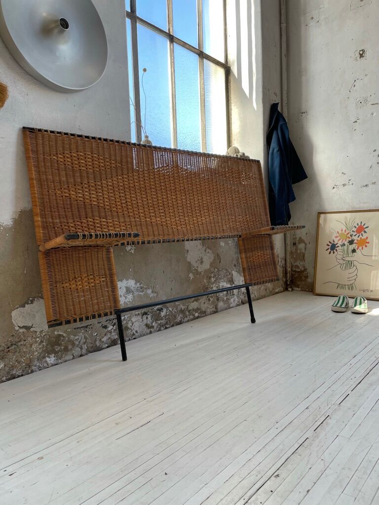 Metal and wicker headhead 50s