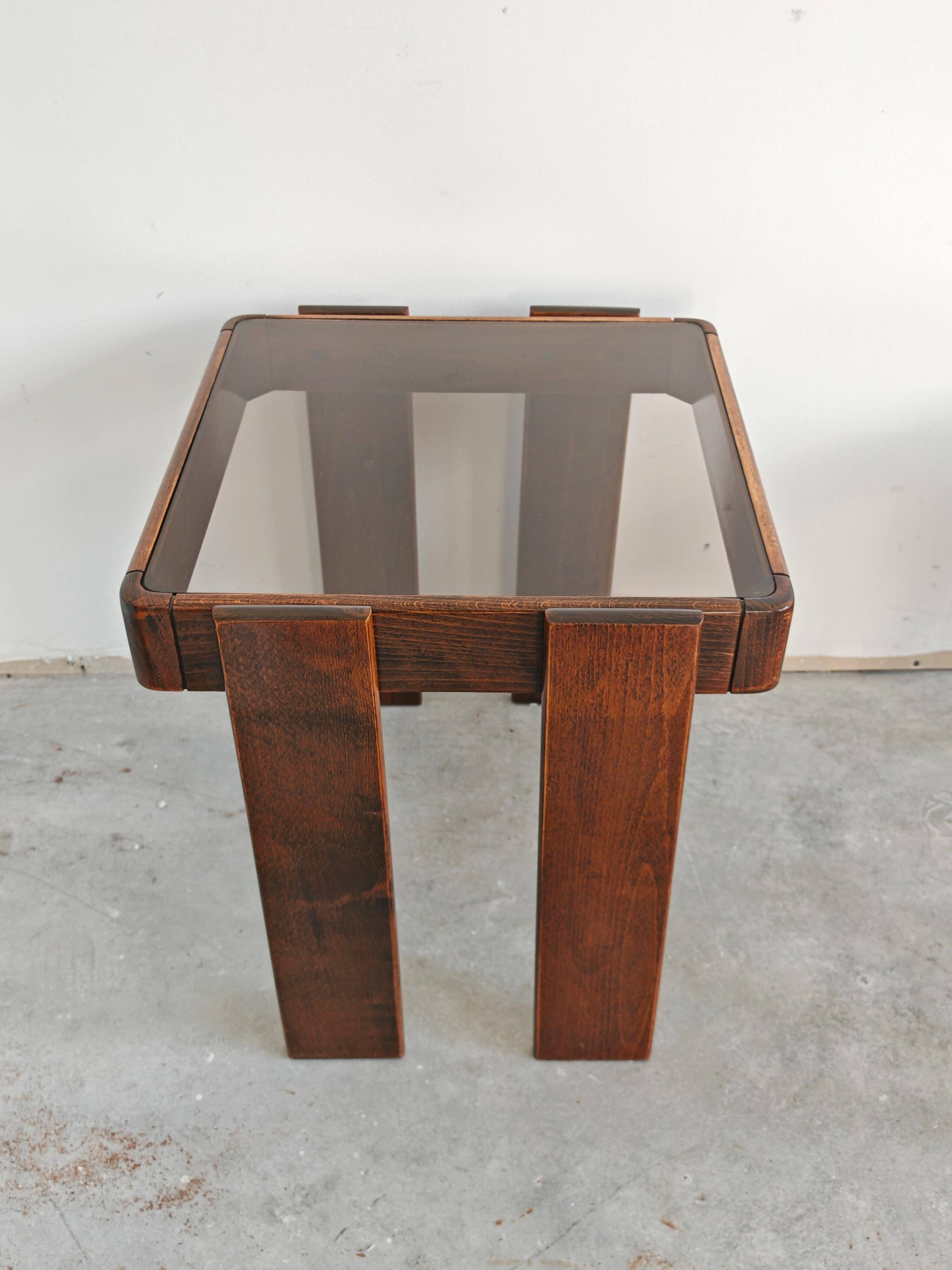 Tables gigognes mid-century par Gianfranco Frattini, Yougoslavie années 1960
