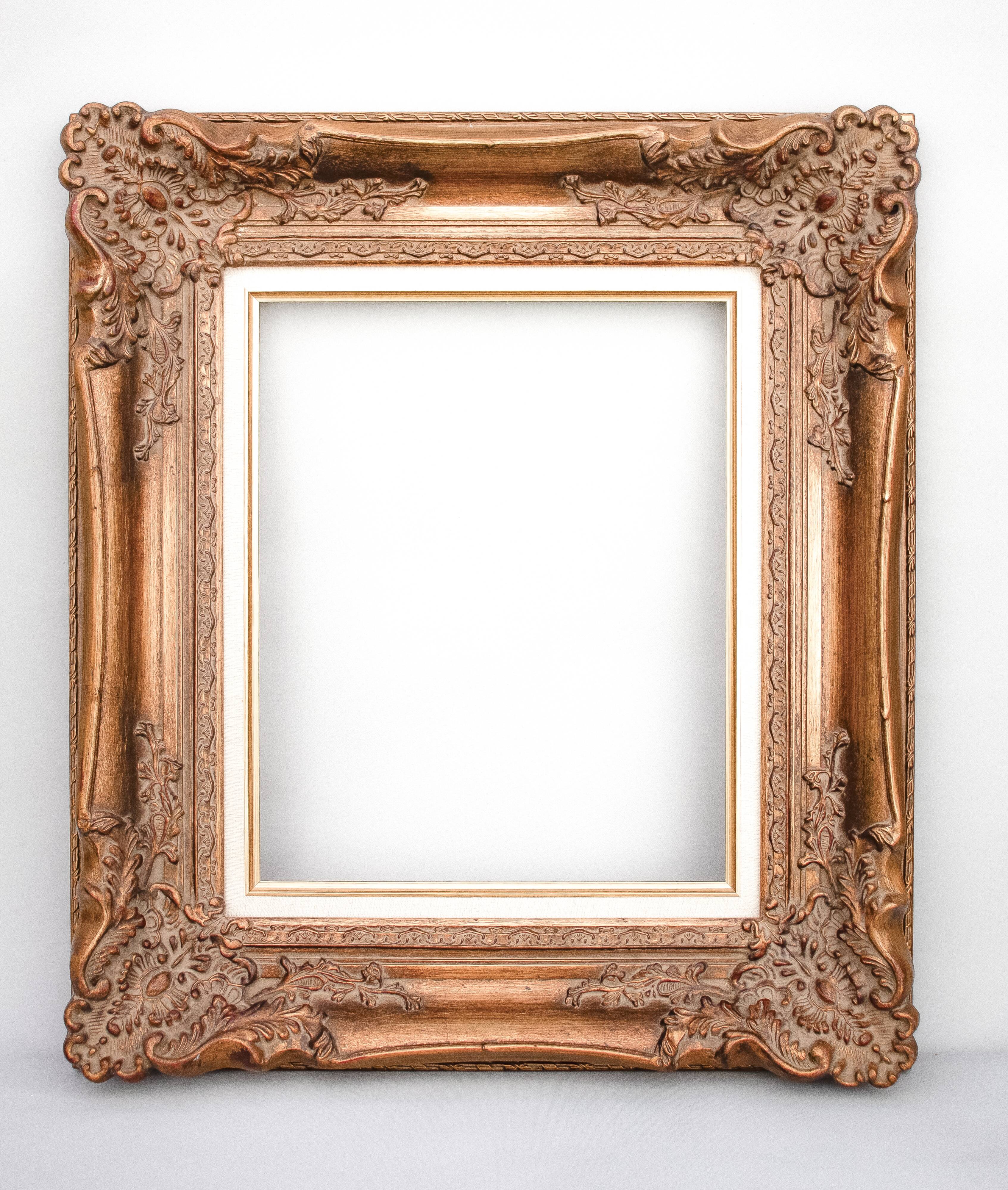 Marco barroco vintage de madera y paspartú hecho a mano.
