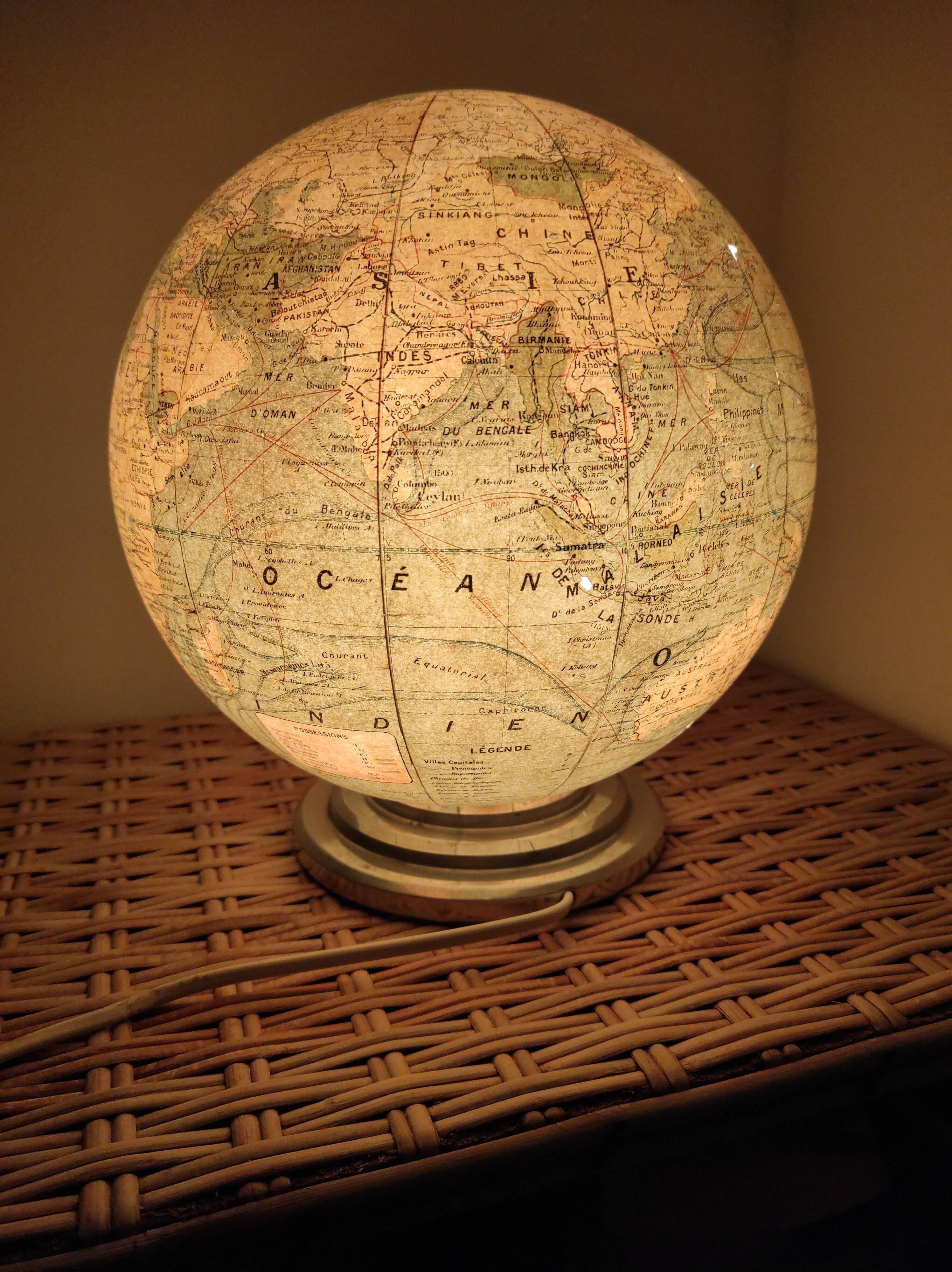Globle around the 1930s on aluminum base