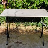 Bistro table in Carrara marble and cast iron circa 1900