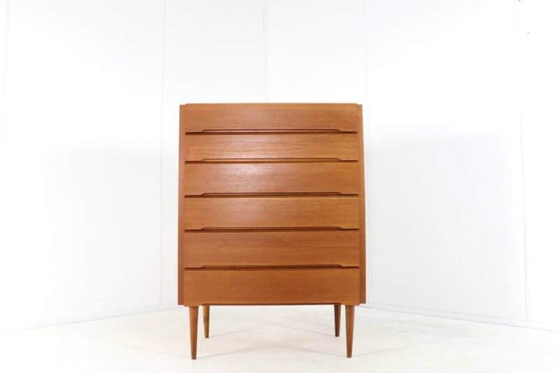Large tall XL Danish chest of drawers - mid century modern in teak
