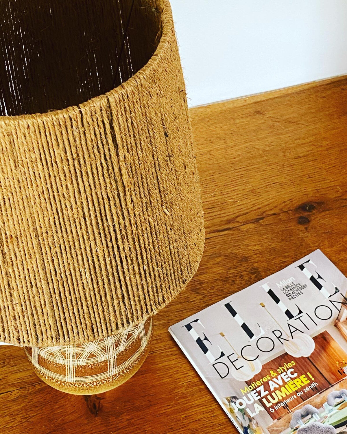 Table lamp