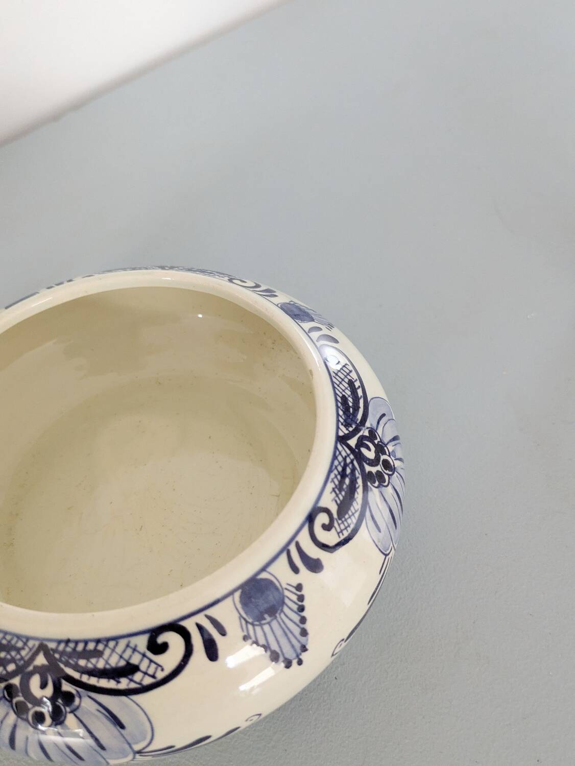 Vintage '50 Delft box.