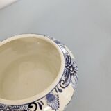 Vintage '50 Delft box.
