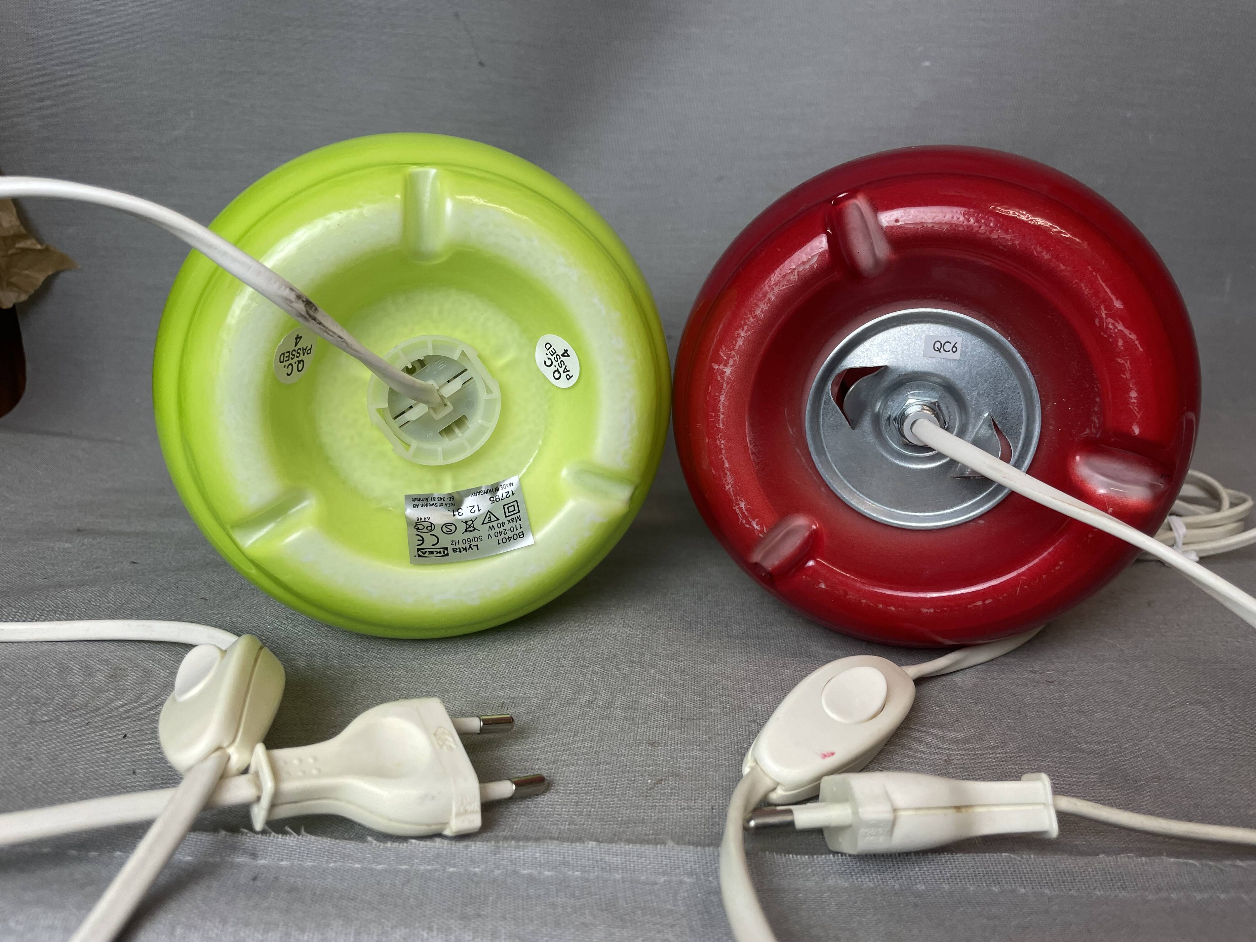 Pair glass table lamps red and green