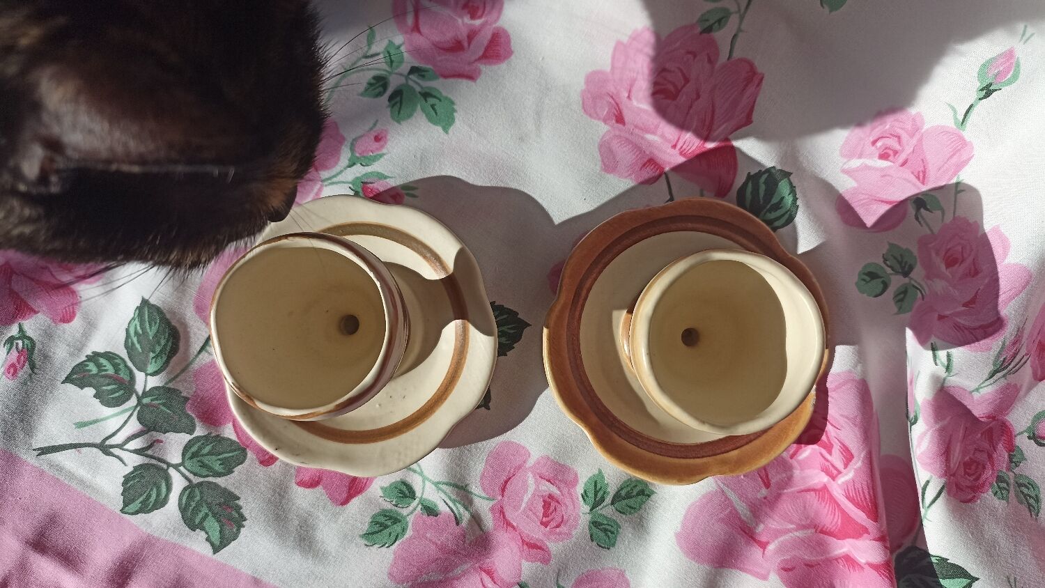 2 Henriot Bousquet Quimper egg cups from the 50s
