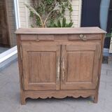 Renovated sideboard from 1839