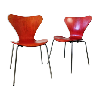 Pair of chairs 3107 by Arne Jacobsen for Fritz Hansen, 1976