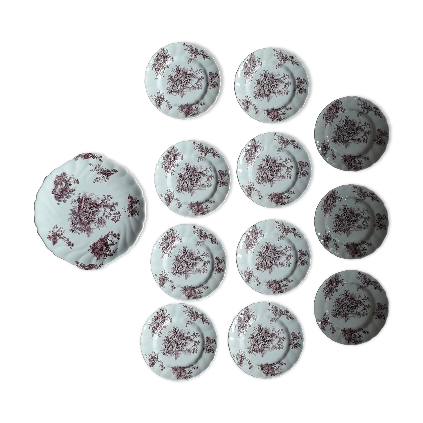 Set of 11 dessert plates and an English ceramic dish