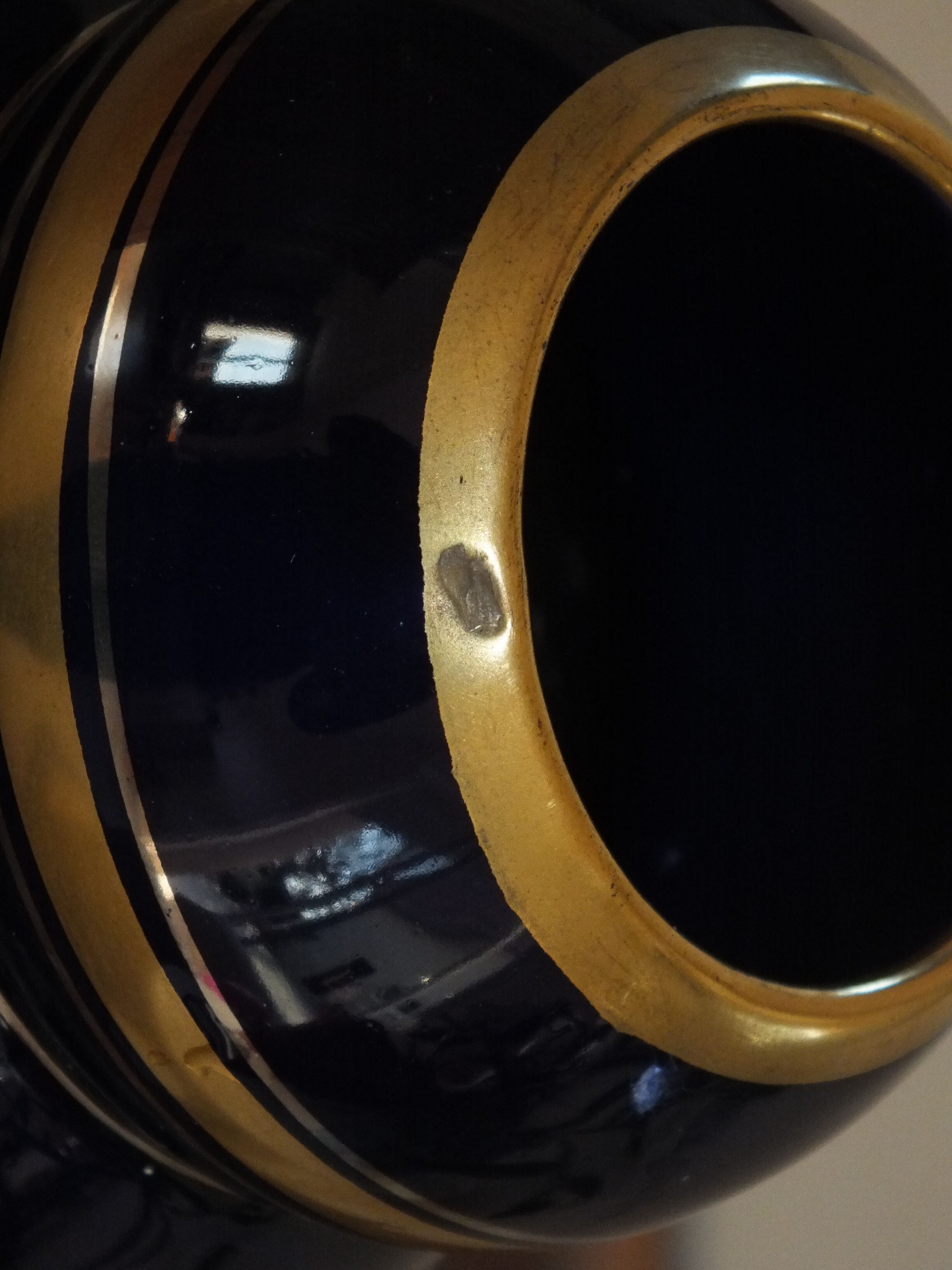 Vase 30s blue of Sèvres and gold Ste Radégonde or Tours Pinon (unsigned)